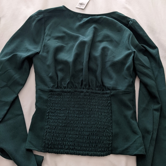 Abercrombie long sleeve blouse - Picture 2 of 2